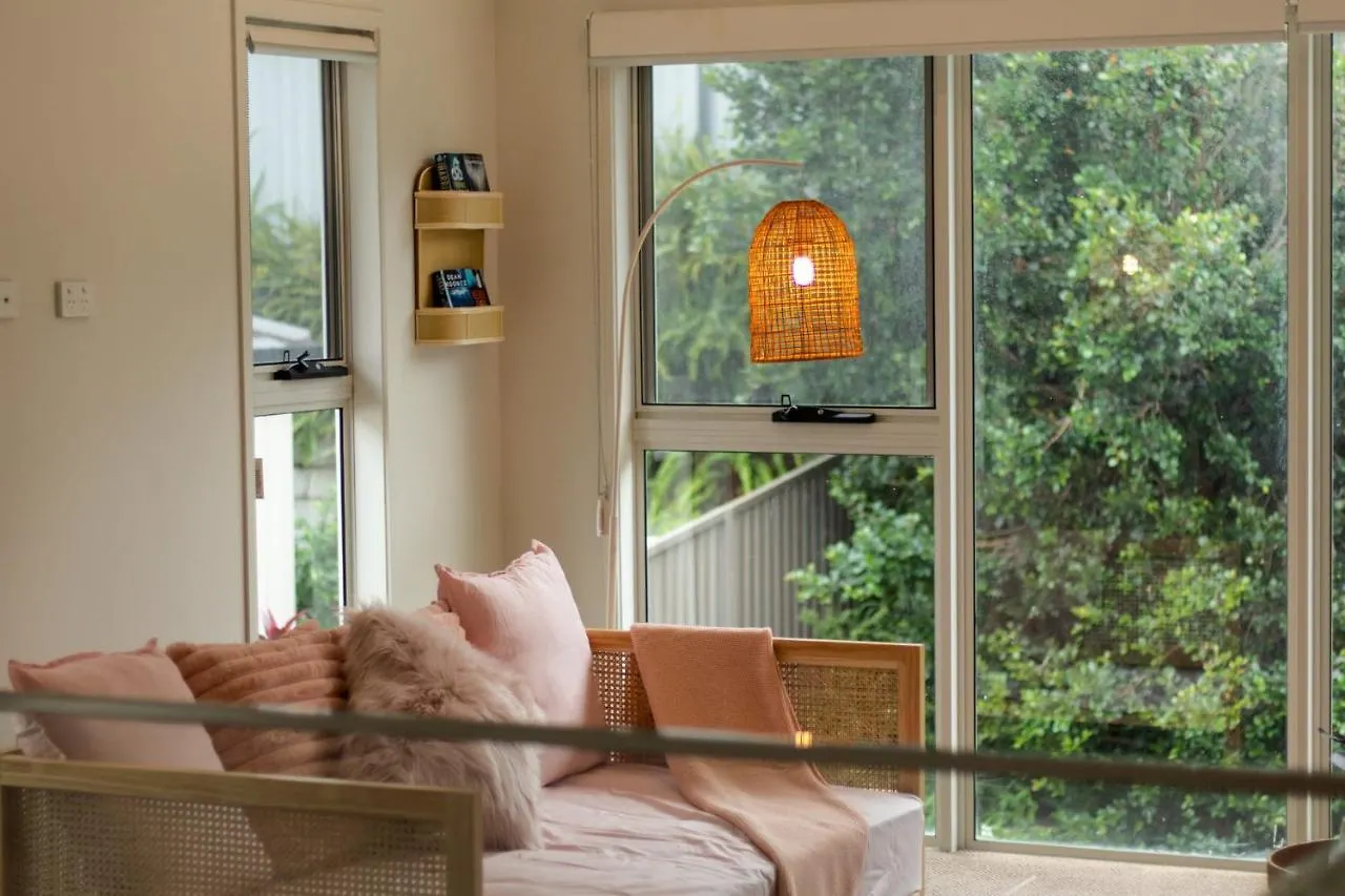 Luxury Hilltop Brand-New 5Bd Holiday Home Brisbane