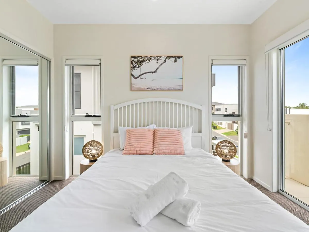 Luxury Hilltop Brand-New 5Bd Holiday Home Brisbane 0*,