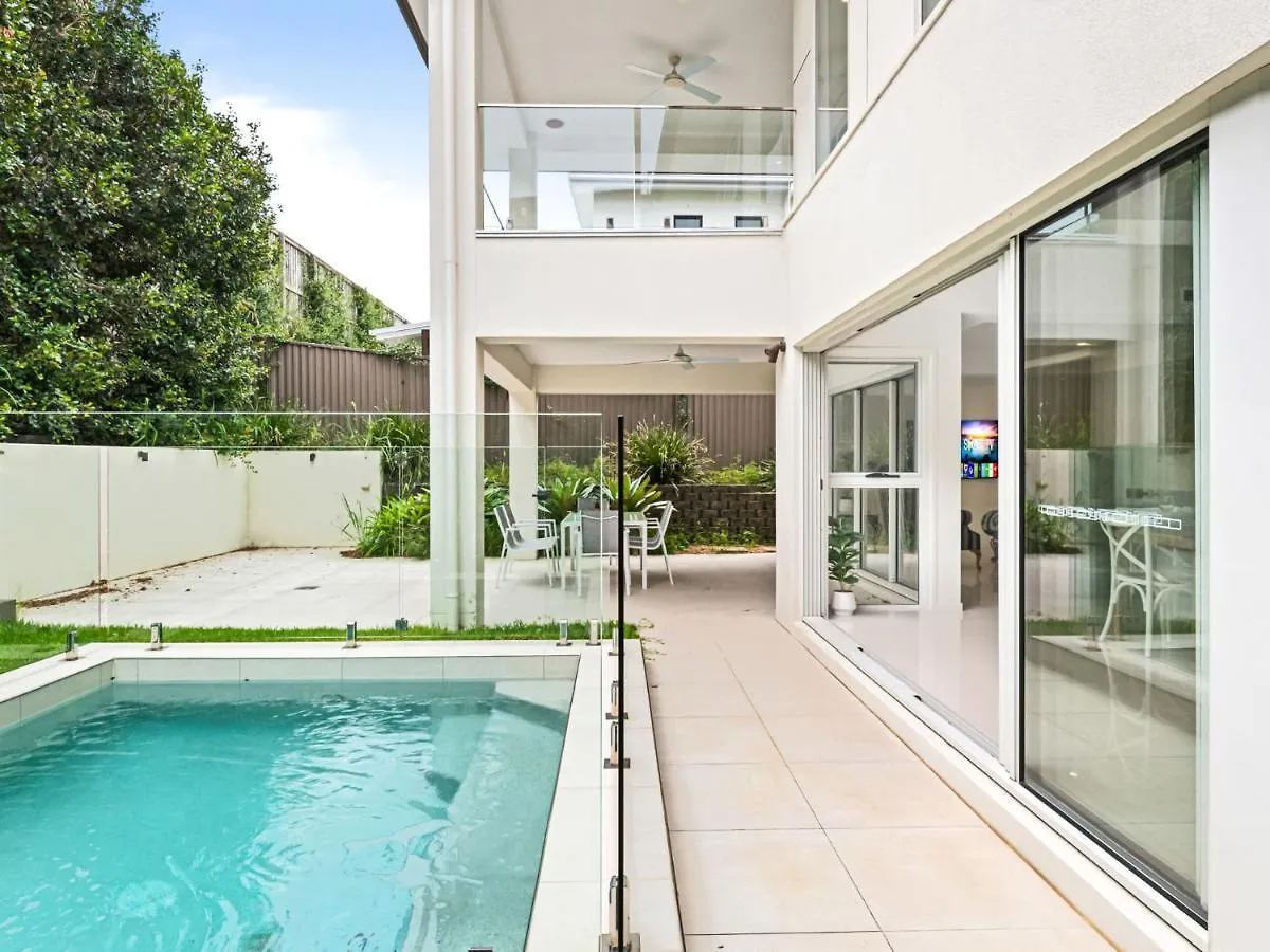 Luxury Hilltop Brand-New 5Bd Holiday Home Brisbane 0*,